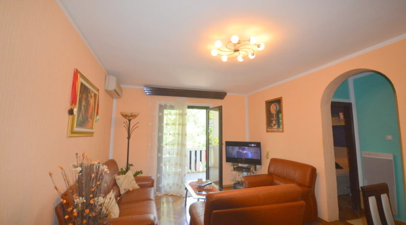 Dvosoban apartman Dobrota, Kotor-Top Nekretnine Crna Gora