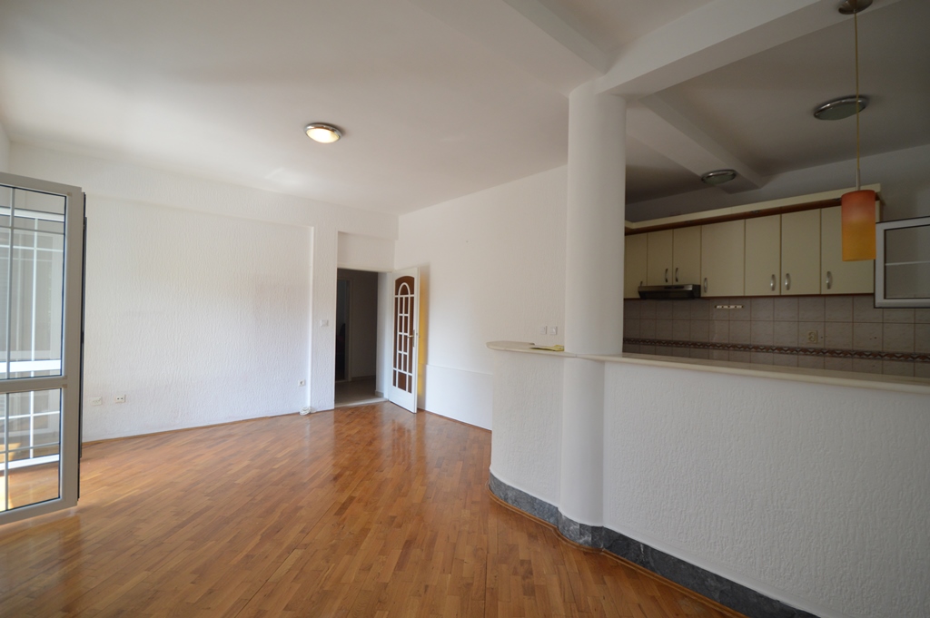 Attractive 2-bedroom apartment Topla, Herceg Novi
