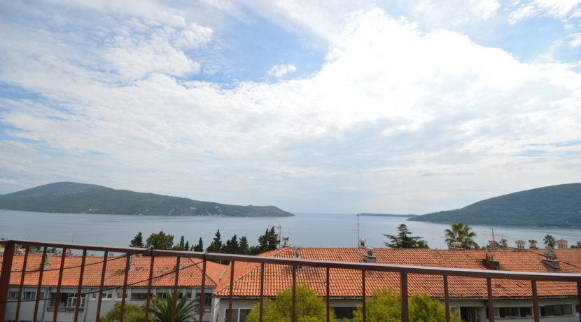Immobilien Zentrum, Herceg Novi-Top Immobilien Montenegro