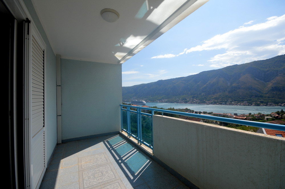 Studio and Two bedroom apartment Kotor