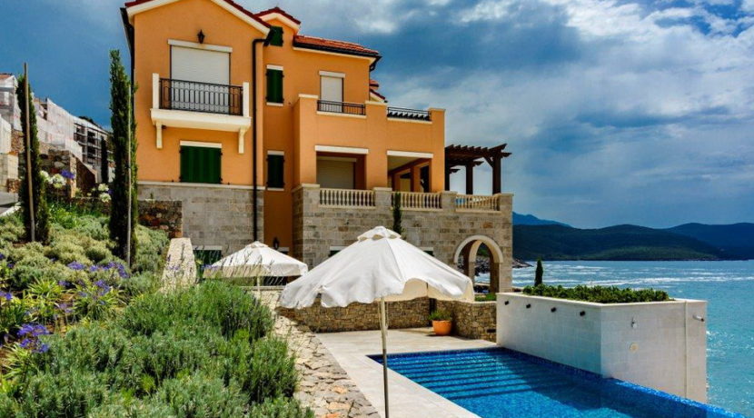 Real estate Lustica bay, Herceg Novi-Top Estate Montenegro