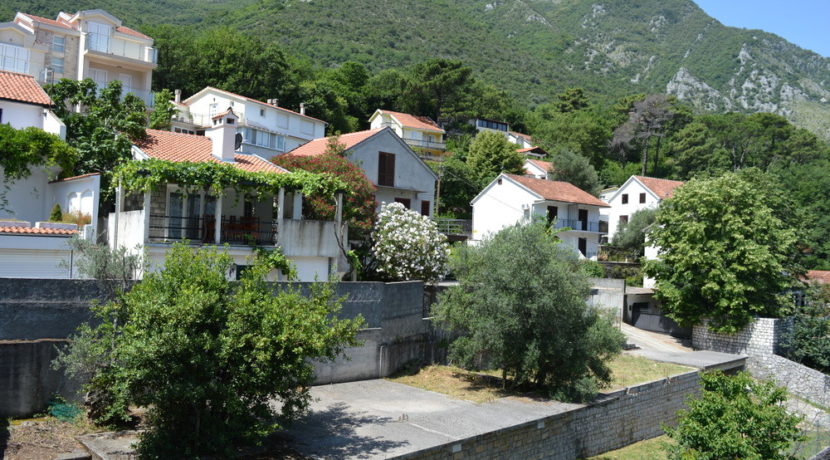 Property Prcanj, Kotor-Top Estate Montenegro
