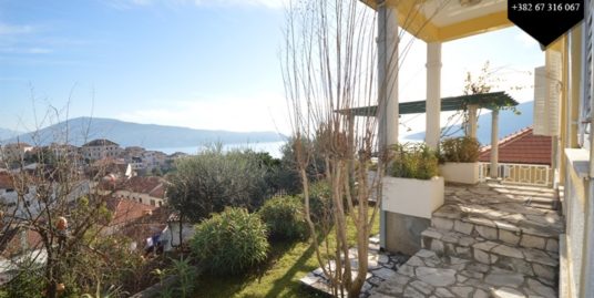 Villa in centre of old town Herceg Novi