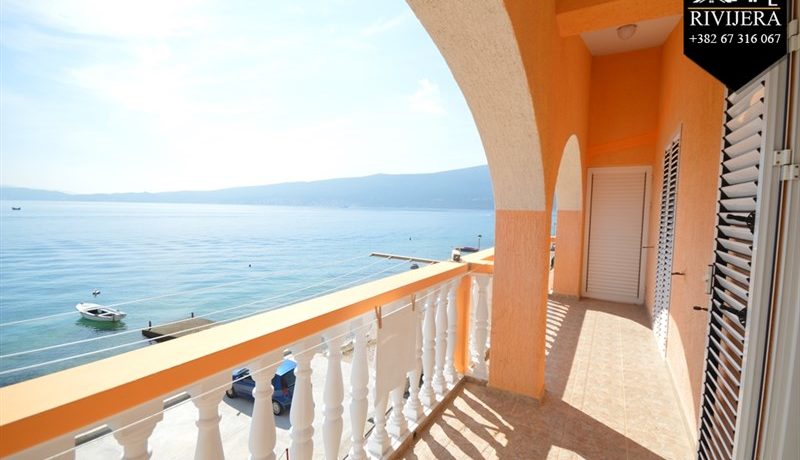Kuća idealna za izdavanje Bijela, Herceg Novi-Top Nekretnine Crna Gora
