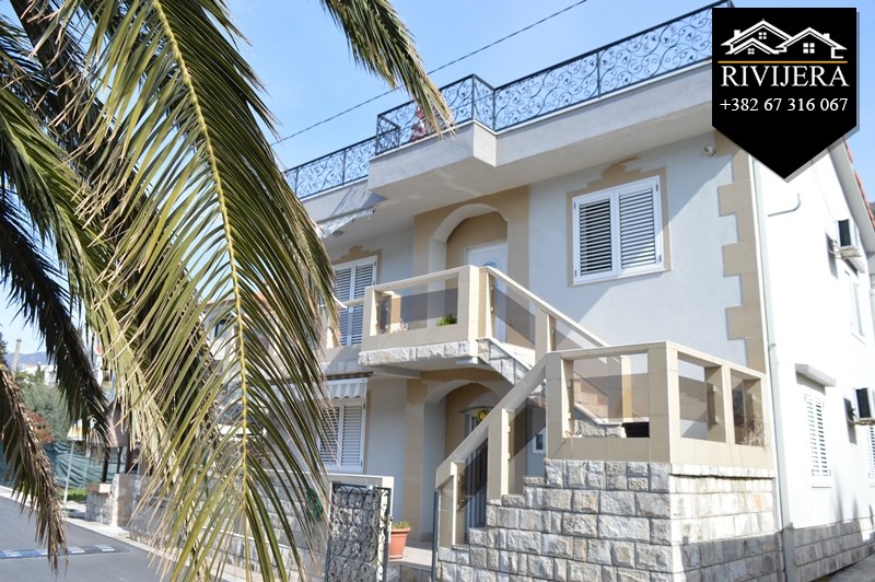 House first line Kumbor, Herceg Novi