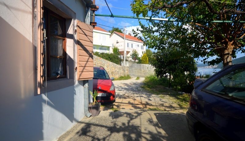Небольшой дом Кумбор, Герцег Нови-Топ недвижимости Черногории