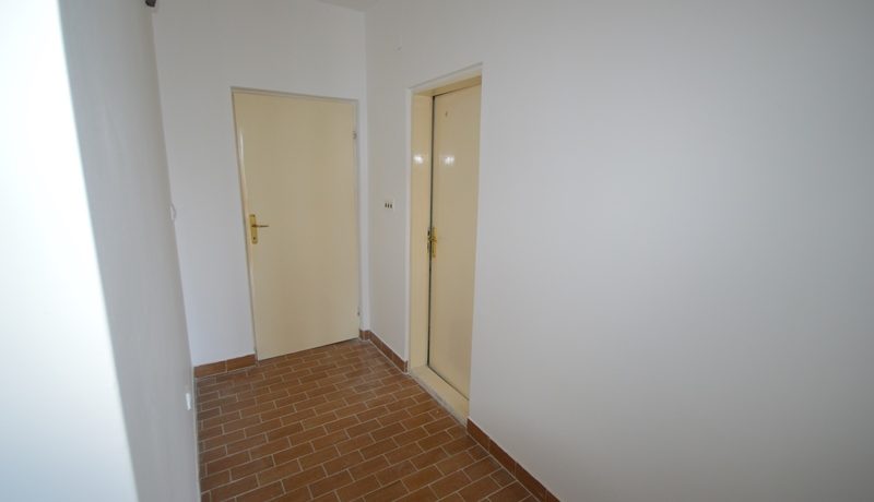 Apartment for renovation Suscepan, Herceg Novi-Top Estate Montenegro