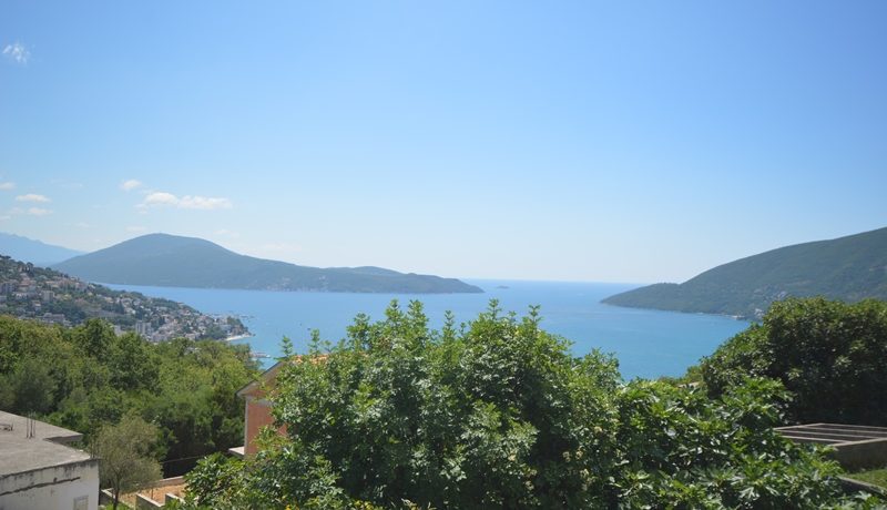 Dvosoban stan sa pogledom Sušćepan, Herceg Novi-Top Nekretnine Crna Gora