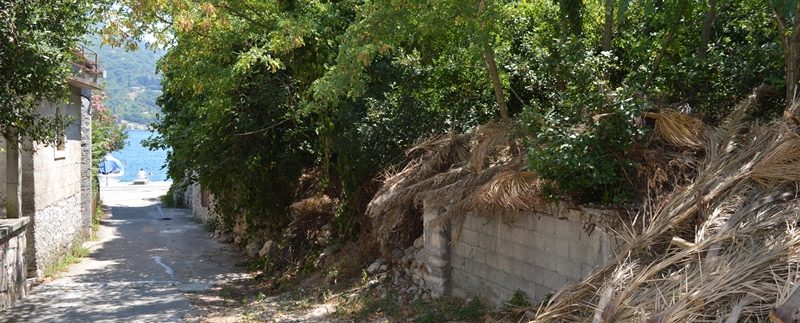 Разрушенный каменный дом Каменари, Герцег Нови-Топ недвижимости Черногории