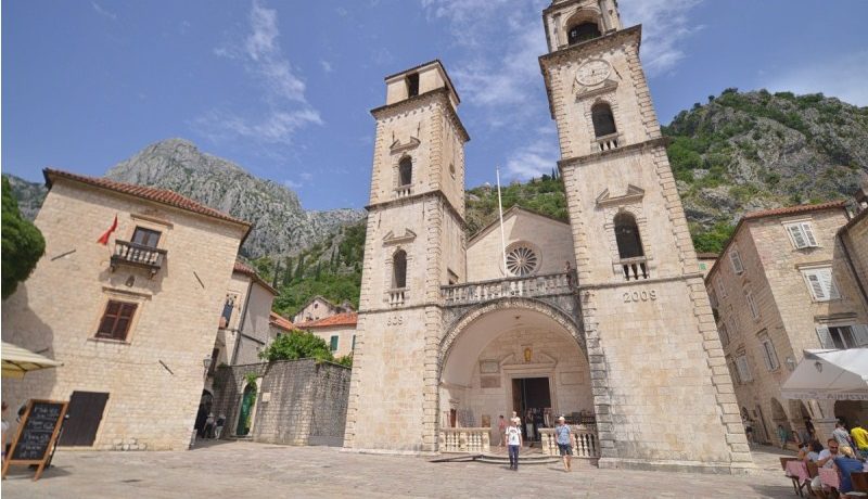 One bedroom apartment old town Center, Kotor-Top Estate Montenegro