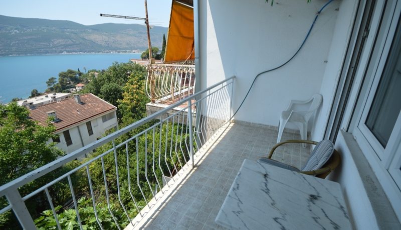 Stan sa pogledom na more Centar, Herceg Novi-Top Nekretnine Crna Gora