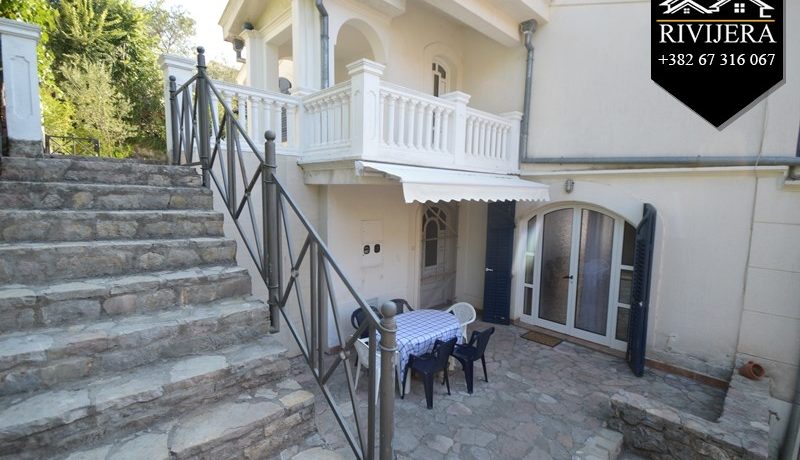 Geräumiges Haus Topla, Herceg Novi-Top Immobilien Montenegro