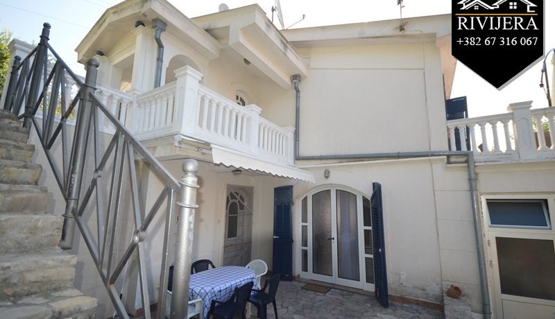 Schönes Familienhaus Topla, Herceg Novi-Top Immobilien Montenegro