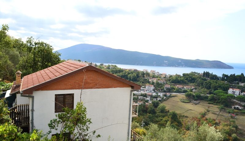 Дом с прекрасным видом на море Поди, Герцег Нови-Топ недвижимости Черногории