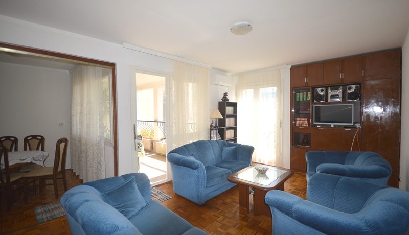 Komfortable zwei zimmer wohnung Seljanovo, Tivat-Top Immobilien Montenegro