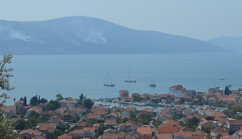 Haus mit Meerblick Cesljar, Tivat-Top Immobilien Montenegro