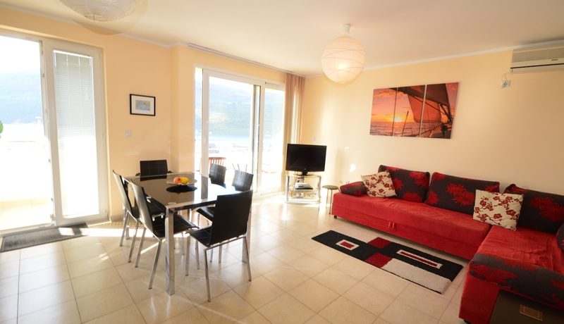 Pretty apartment with sea view Djenovici, Herceg Novi-Top Estate Montenegro