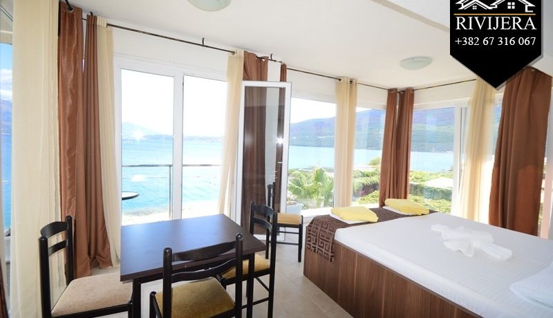 Apartment on the first line Djenovici, Herceg Novi-Top Estate Montenegro