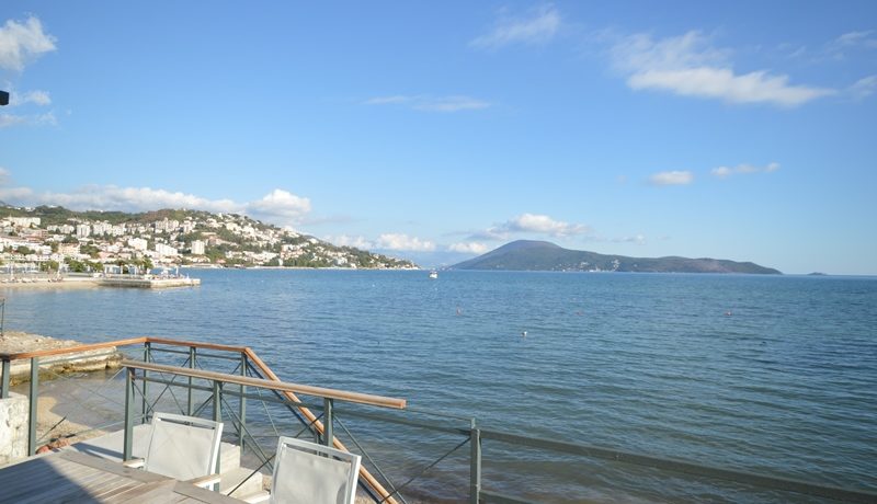 Dupleks stan na šetalištu Igalo, Herceg Novi-Top Nekretnine Crna Gora