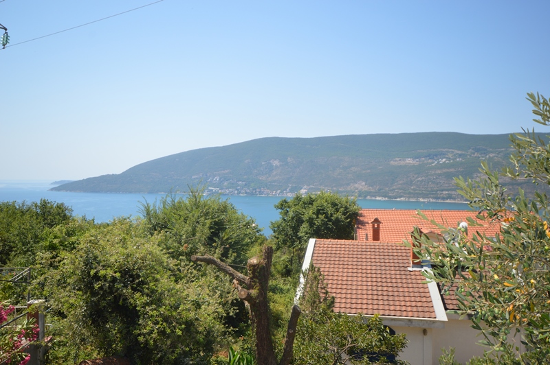 Haus mit 2 Wohnungen Topla, Herceg Novi