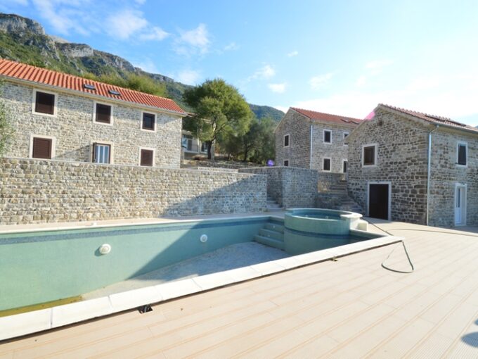 Attractive complex Zelenika, Herceg Novi-Top Estate Montenegro
