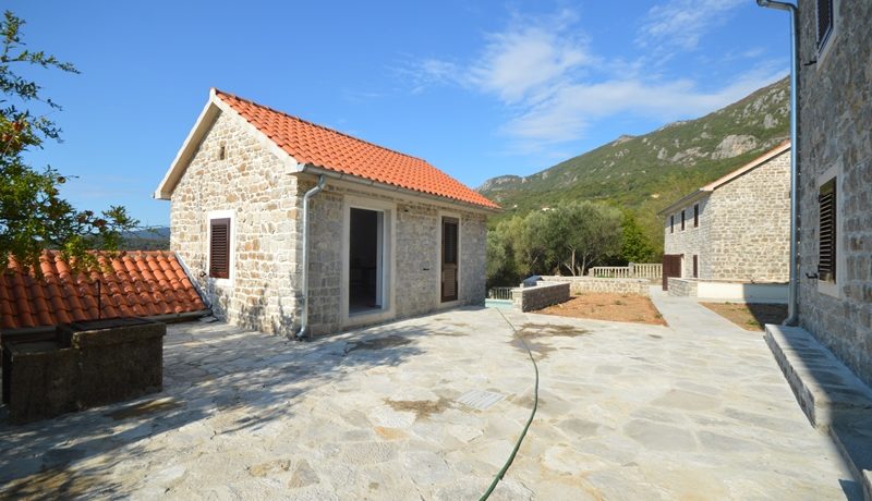 Attraktive Wohnanlage Zelenika, Herceg Novi-Top Immobilien Montenegro