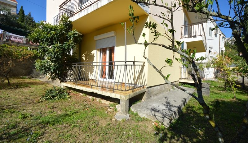Two bedroom garden apartment Igalo, Herceg Novi-Top Estate Montenegro