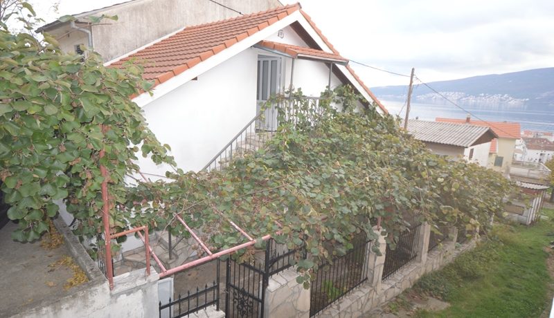 Ugodna kuća Baošići, Herceg Novi-Top Nekretnine Crna Gora