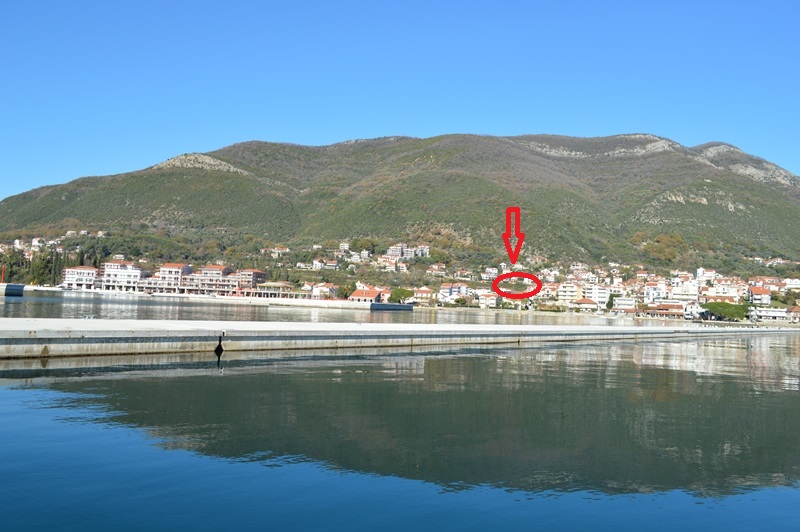 Plac iznad marine Portonovi Đenovići, Herceg Novi