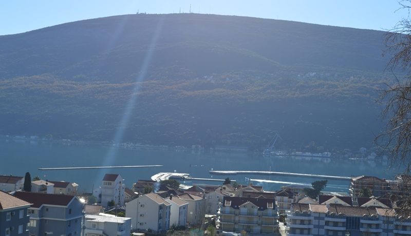 Urbanisiertes Grundstück mit Meerblick Djenovici, Herceg Novi-Top Immobilien Montenegro