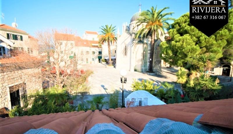 Zweistöckiges haus Altstadt, Zentrum, Herceg Novi-Top Immobilien Montenegro