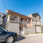 Porodična kuća sa dva stana Škaljari, Kotor-Top Nekretnine Crna Gora