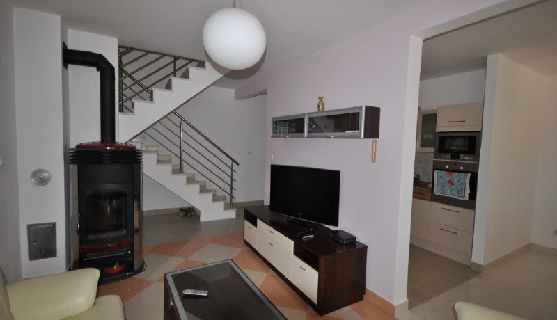 Sunny two bedroom apartment Dobrota, Kotor-Top Nekretnine Crna Gora