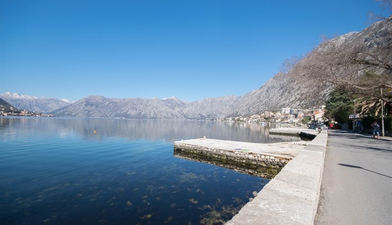 Neue Drei Zimmer Wohnung Dobrota, Kotor-Top Immobilien Montenegro