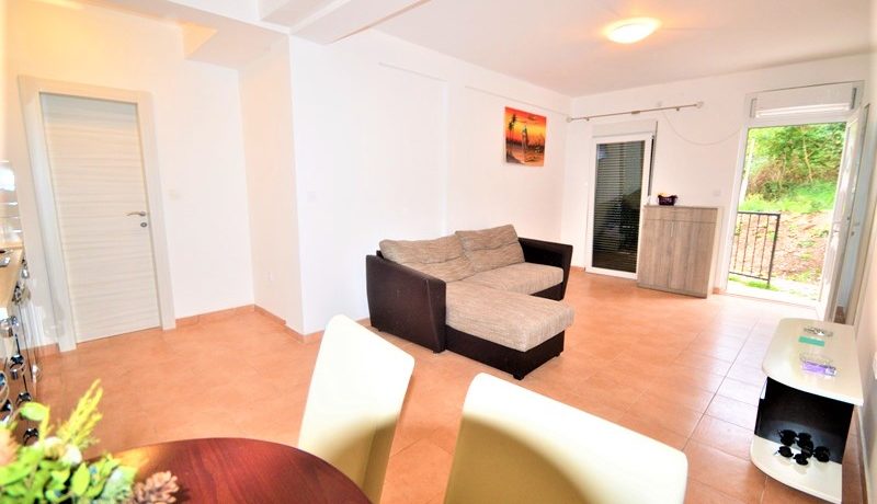 Elegant two bedroom flat Igalo, Herceg Novi-Top Estate Montenegro