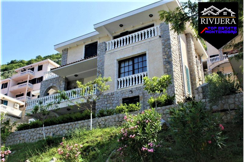 Atractive Luxury villa in Kostanjica, Kotor