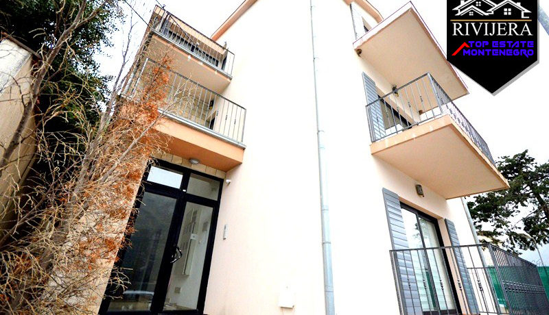 One bedroom apartment first line Stoliv, Kotor-Top Estate Montenegro