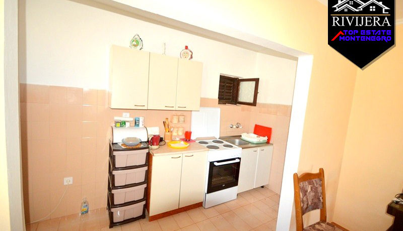 Zwei Zimmer Wohnung Altbau Topla, Herceg Novi-Top Immobilien Montenegro