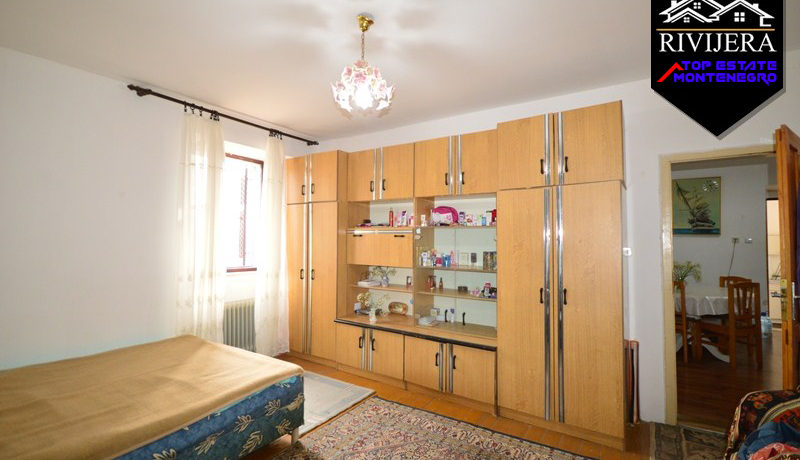 Zwei Zimmer Apartment Kumbor, Herceg Novi-Top Immobilien Montenegro