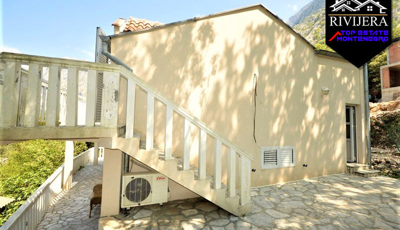 Lijepa kuća za odmor Ljuta, Kotor-Top Nekretnine Crna Gora