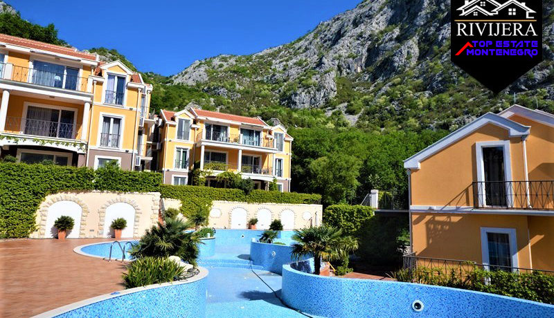 Квартира в комплексе с бассейном Oраховац, Котор-Топ недвижимости Черногории