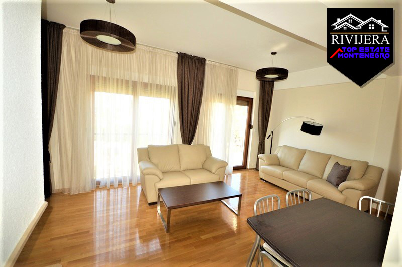 Nice Apartment first line Baosici, Herceg Novi