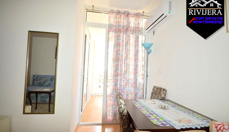 Renoviran manji stan Igalo, Herceg Novi-Top Nekretnine Crna Gora