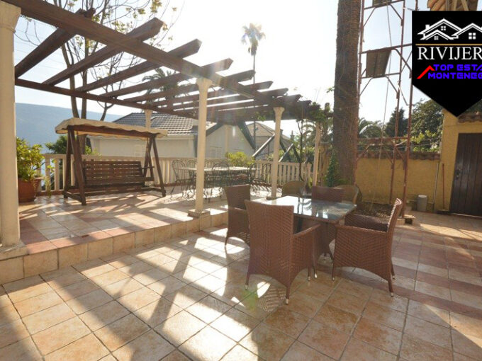 House with two apartments Center, Herceg Novi-Top Estate Montenegro