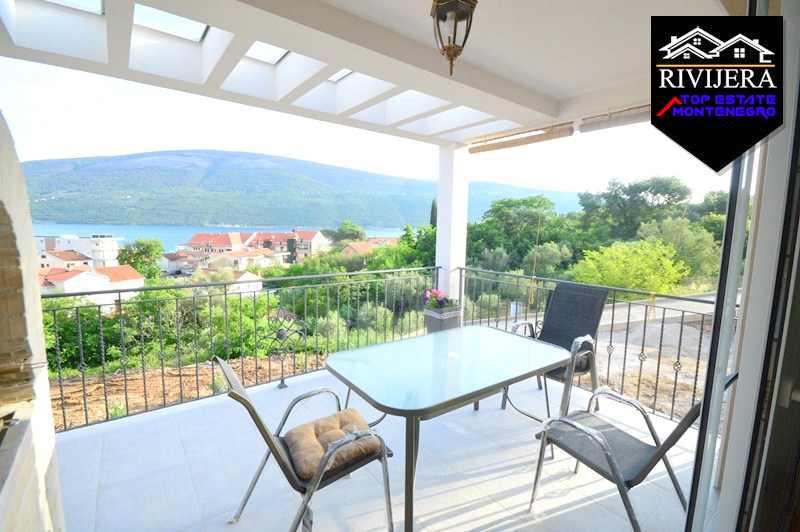 Moderan stan sa pogledom Đenovići, Herceg Novi