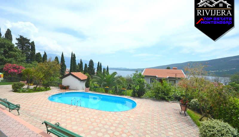 Apartment with sea view and pool Baosici, Herceg Novi-Top Estate Montenegro