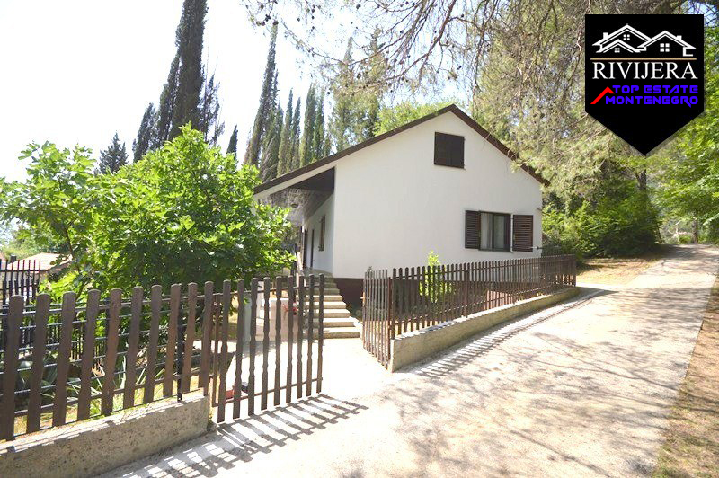 Kuća za odmor u mirnom okruženju Sutorina, Herceg Novi