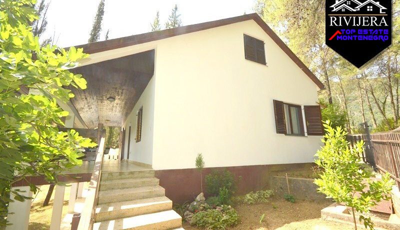 Holiday house in a quiet environment Sutorina, Herceg Novi-Top Estate Montenegro