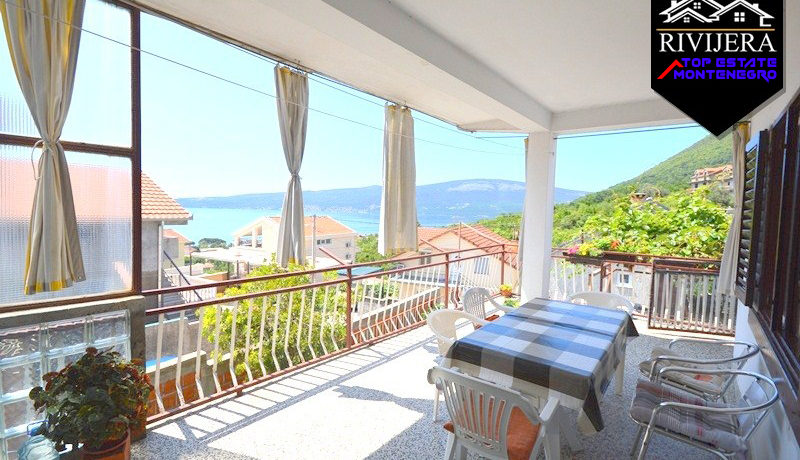 Dvije kuće sa pogledom na more Bijela, Herceg Novi-Top Nekretnine Crna Gora