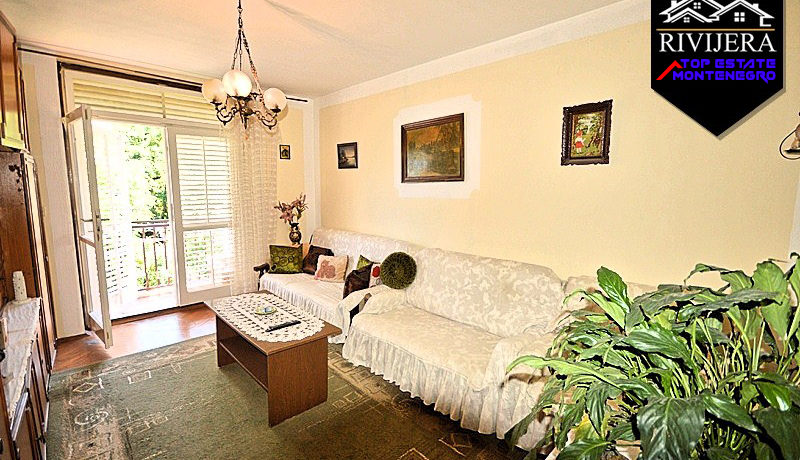 Two bedroom apartment in old building Dubrava, Center, Herceg Novi-Top Estate Montenegro